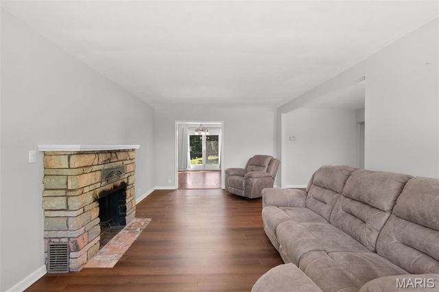 900 E Main Street, Marthasville, MO 63357