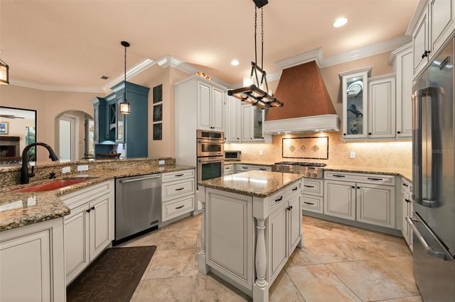 15509 LEVEN LINKS PLACE, Lakewood Ranch, FL 34202
