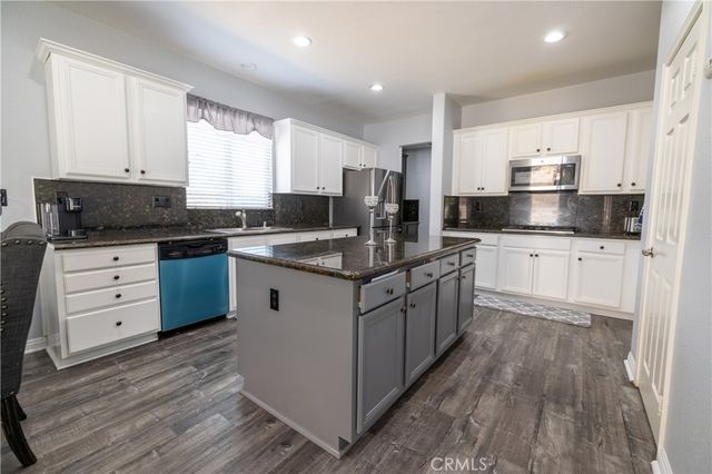 27859 Cirrus Circle, Corona, CA 92883