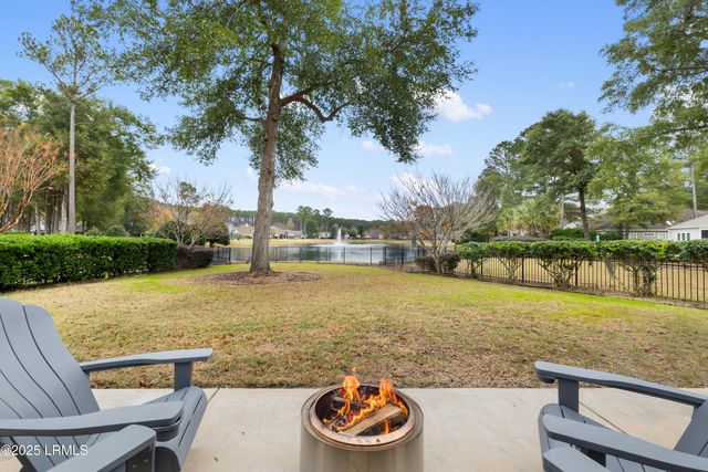 4 Stoney Point Drive, Bluffton, SC 29910