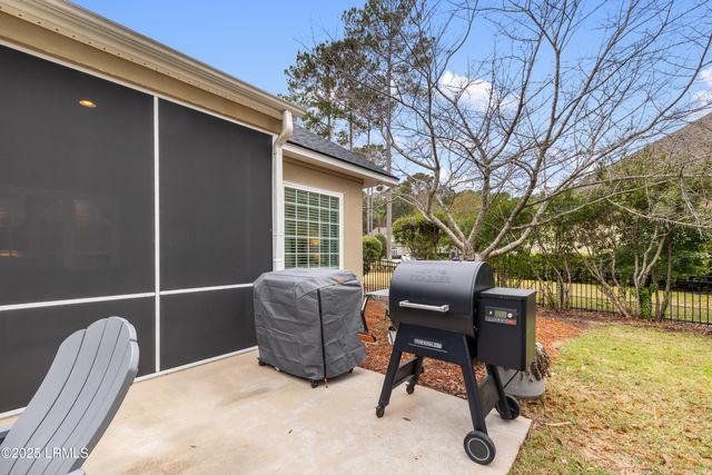 4 Stoney Point Drive, Bluffton, SC 29910