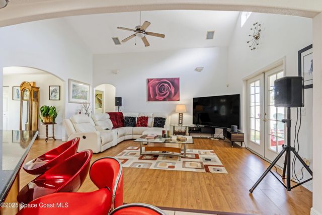 4985 Hamlin Circle, Mims, FL 32754