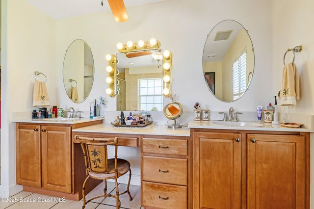 4985 Hamlin Circle, Mims, FL 32754