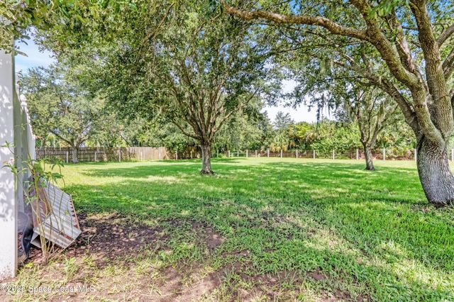 4985 Hamlin Circle, Mims, FL 32754