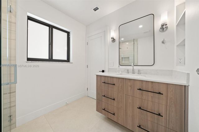 8360 SW 148th Dr, Palmetto Bay, FL 33158