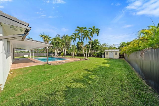 8360 SW 148th Dr, Palmetto Bay, FL 33158