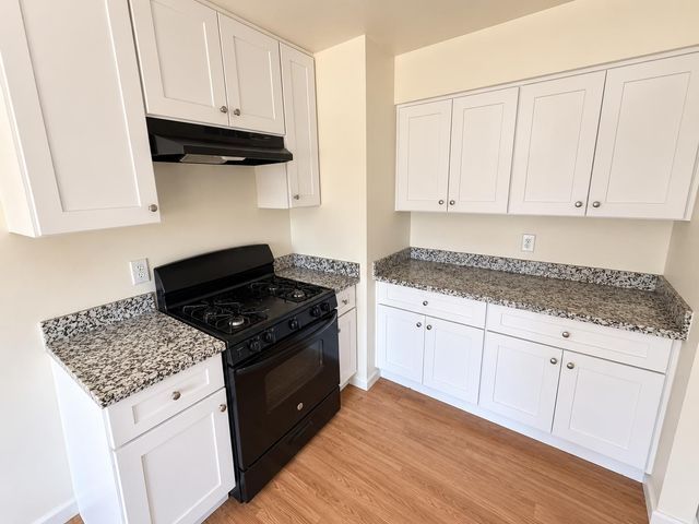 3241 24th Ave, Sacramento, CA 95820