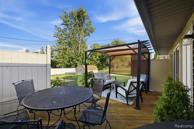 5382 Winell Street, Clarkston, MI 48346