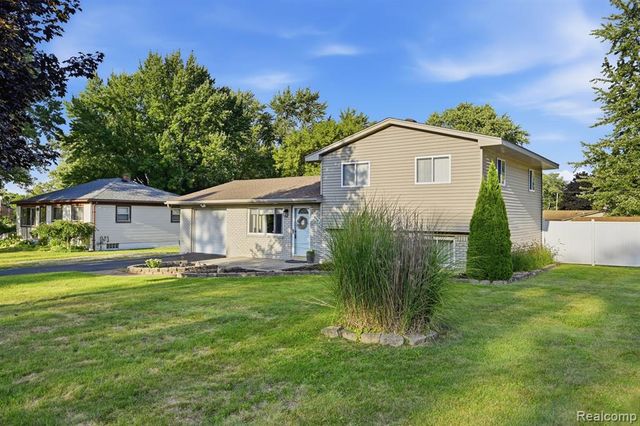 5382 Winell Street, Clarkston, MI 48346