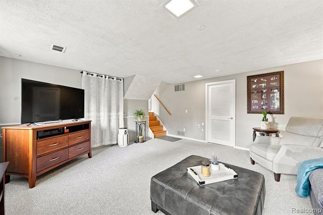 5382 Winell Street, Clarkston, MI 48346