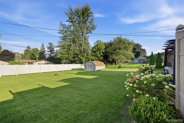 5382 Winell Street, Clarkston, MI 48346