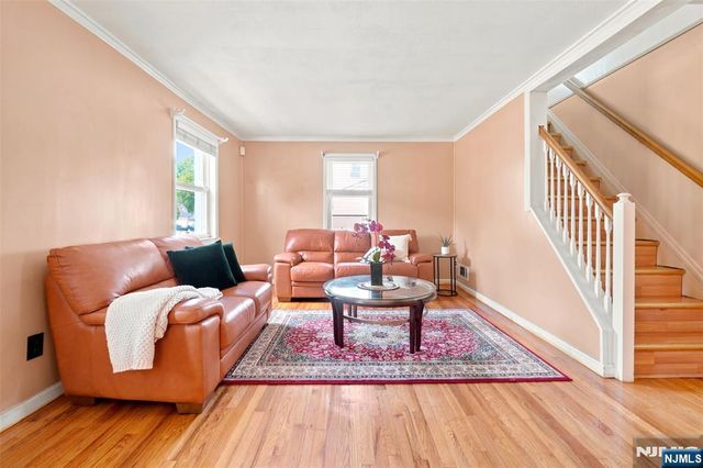 50 Heather Lane, Roselle, NJ 07203