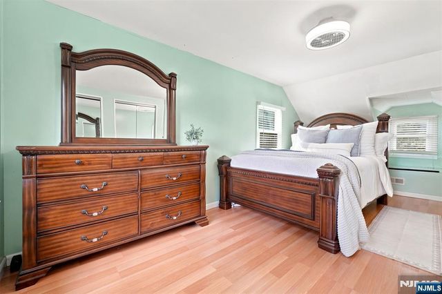 50 Heather Lane, Roselle, NJ 07203