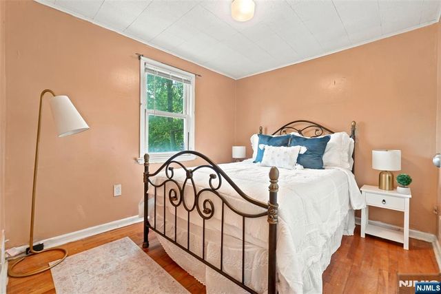 50 Heather Lane, Roselle, NJ 07203