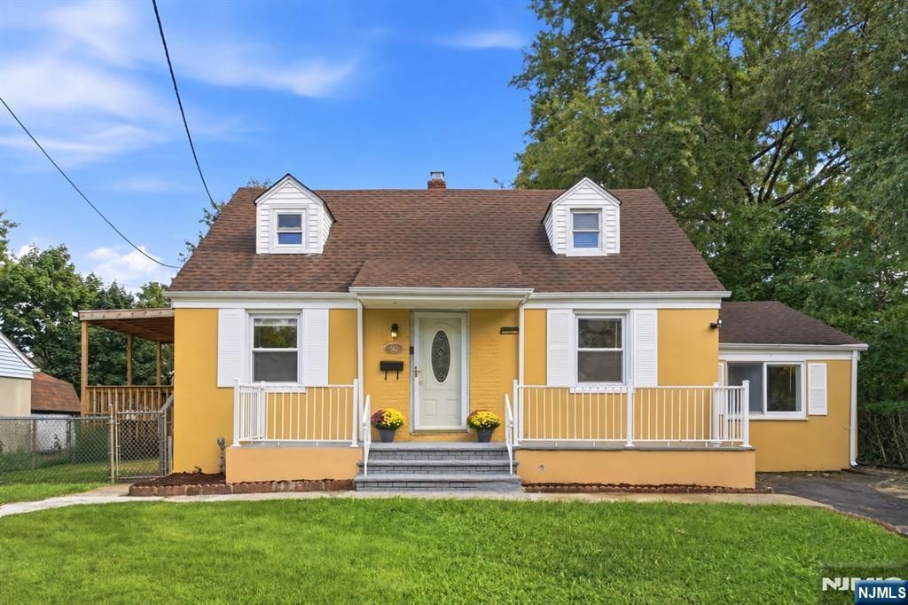 50 Heather Lane, Roselle, NJ 07203
