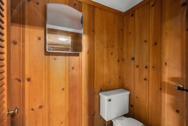 14 Judith Rd, Newton, MA 02459
