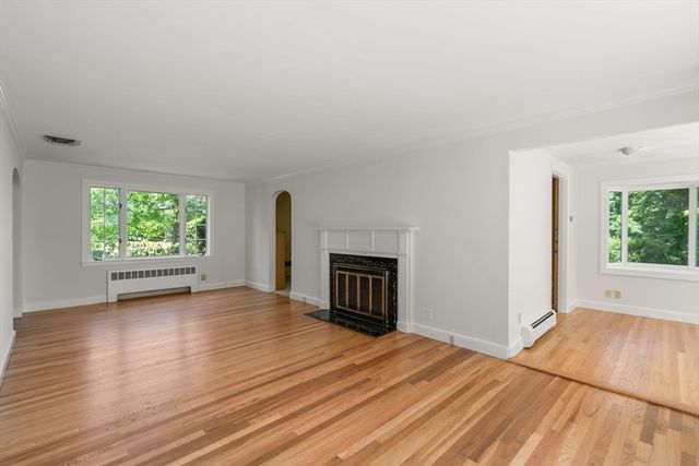 14 Judith Rd, Newton, MA 02459