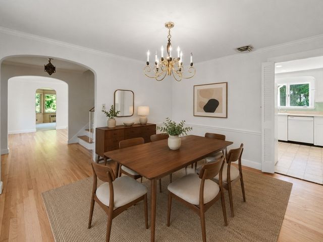 14 Judith Rd, Newton, MA 02459