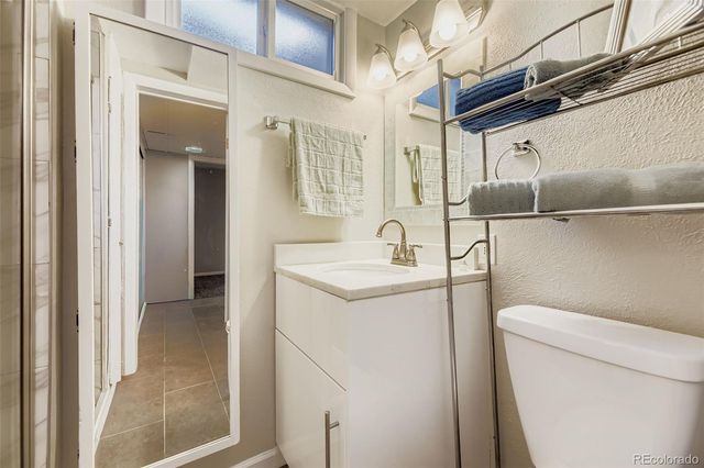 2959 S Depew Street, Denver, CO 80227