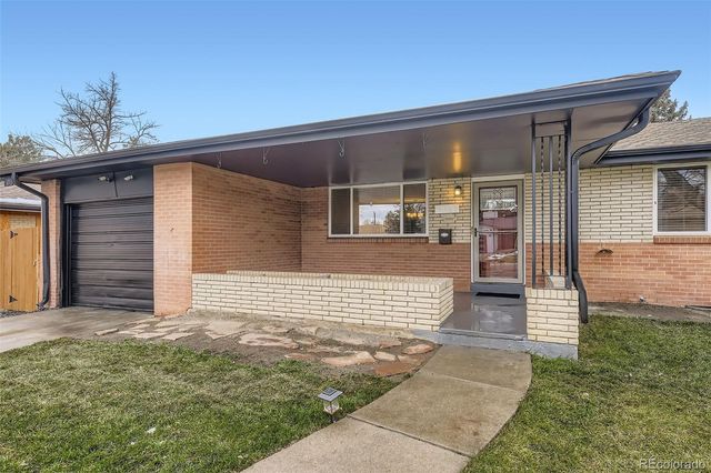 2959 S Depew Street, Denver, CO 80227