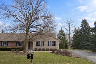 4780 Cara Marie COURT #B, Brookfield, WI 53005