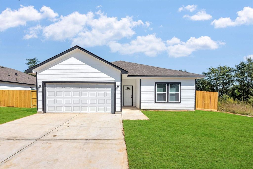 1206 Denison, Cleveland, TX 77327