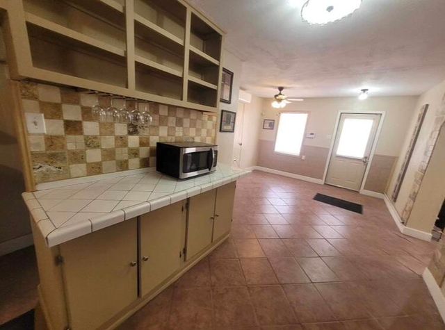 1104 Ave I, Levelland, TX 79336