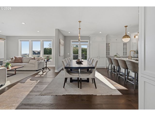 2545 Nw 12TH Cir, Camas, WA 98607