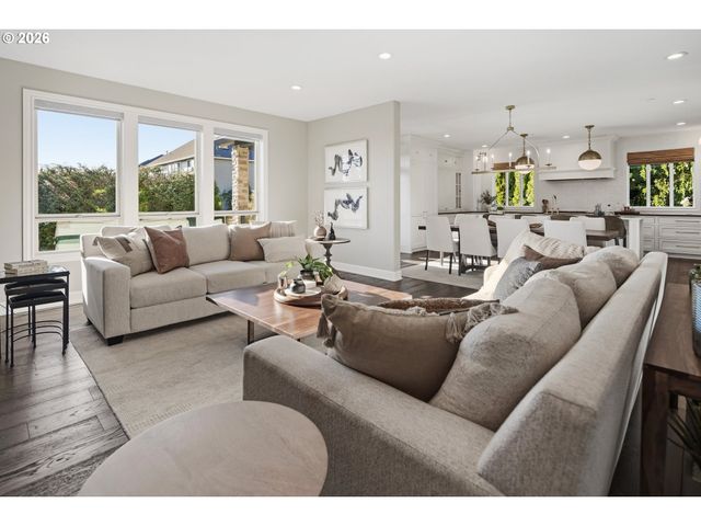 2545 Nw 12TH Cir, Camas, WA 98607