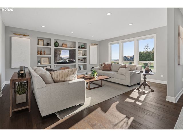 2545 Nw 12TH Cir, Camas, WA 98607