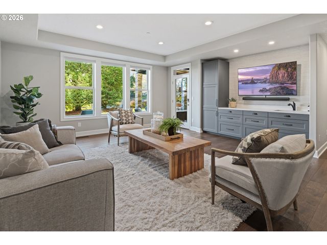 2545 Nw 12TH Cir, Camas, WA 98607