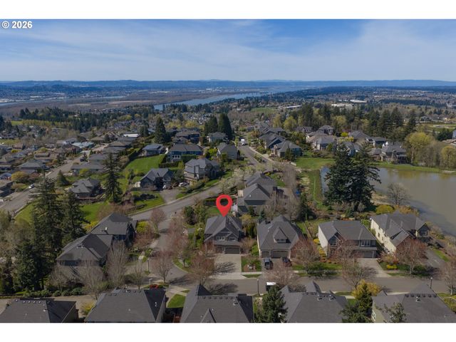 2545 Nw 12TH Cir, Camas, WA 98607