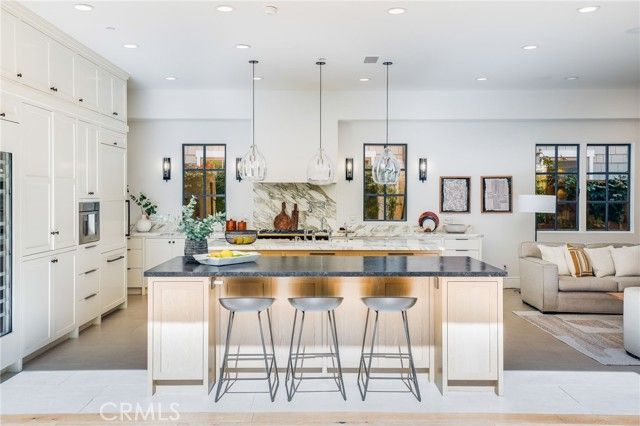 526 Riverside Avenue, Newport Beach, CA 92663