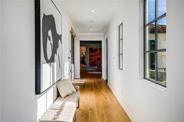 526 Riverside Avenue, Newport Beach, CA 92663