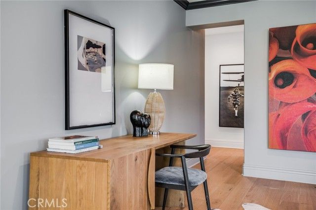 526 Riverside Avenue, Newport Beach, CA 92663