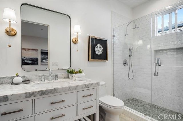 526 Riverside Avenue, Newport Beach, CA 92663