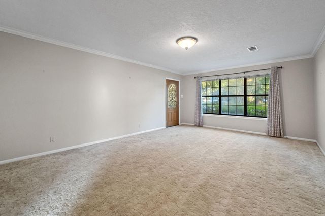 210 E Waring Street, Dayton, TX 77535
