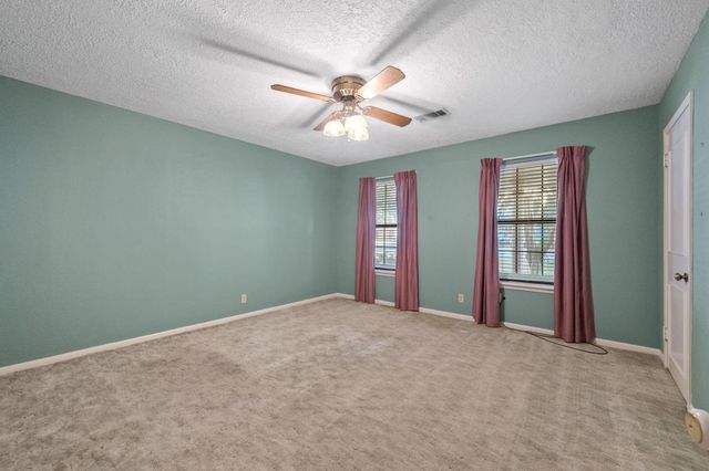 210 E Waring Street, Dayton, TX 77535