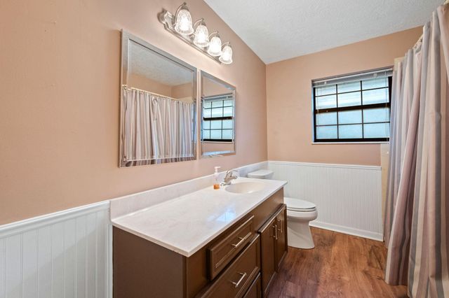 210 E Waring Street, Dayton, TX 77535