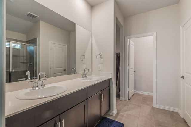 1805 Gold Mine Trail, Aubrey, TX 76227