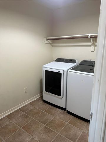 1330 Reedpoint Drive, Houston, TX 77090