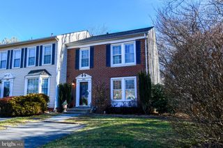 3891 MOHR OAK CT, Fairfax, VA 22033