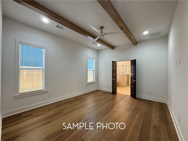 6011 S 41st Street, Rogers, AR 72758