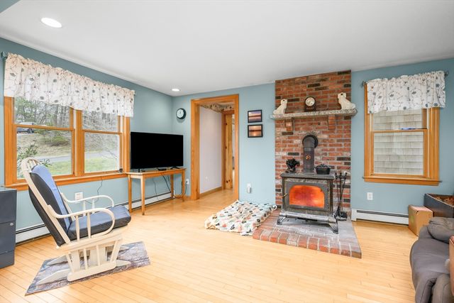 2 Short Lots Ln, Truro, MA 02666