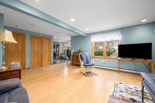 2 Short Lots Ln, Truro, MA 02666