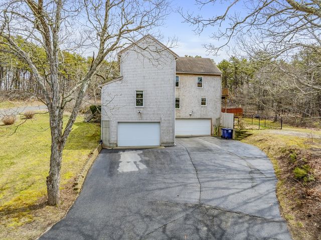 2 Short Lots Ln, Truro, MA 02666