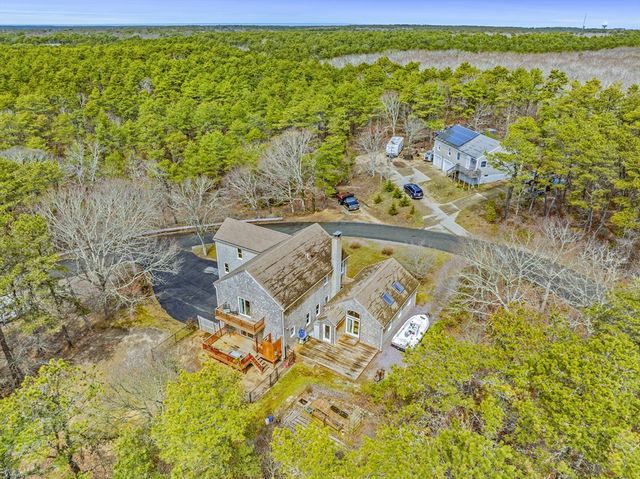 2 Short Lots Ln, Truro, MA 02666