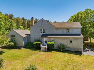 2 Short Lots Ln, Truro, MA 02666