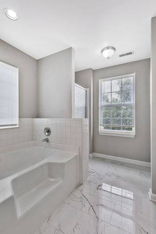 2124 Forge Ridge Cir, Nashville, TN 37217