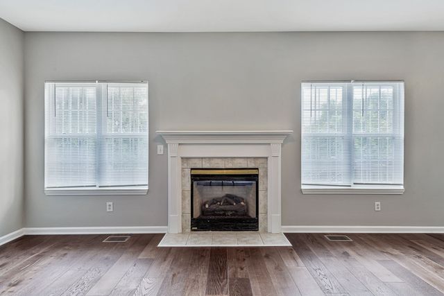 2124 Forge Ridge Cir, Nashville, TN 37217